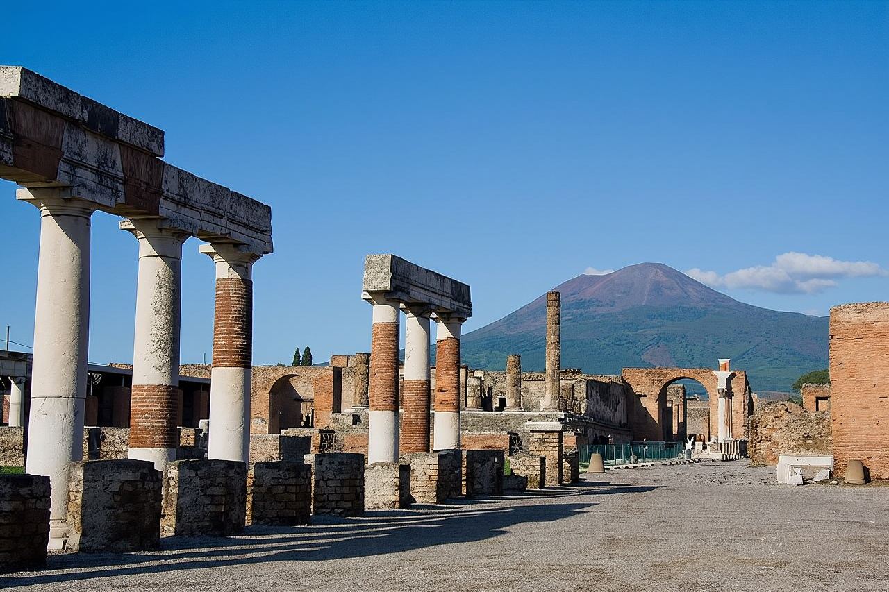 Pompeii & Vesuvius Day Trip from Naples with Italian Light Lunch
