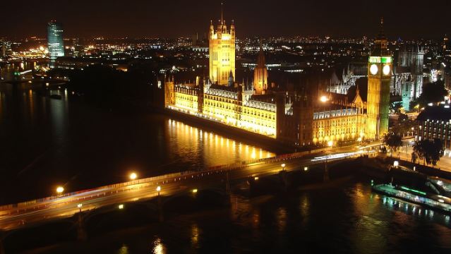London by Night Sightseeing Open Top Bus Tour with Live Guide