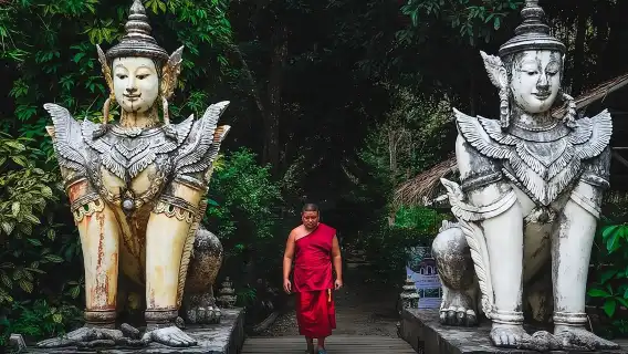 Chiang Mai Best City Tour with Doi Suthep, Pha Lat & Chedi Luang