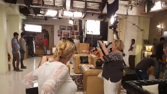 Half-Day Bollywood Tour with DANCE OPTION.