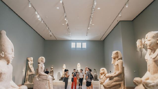 Metropolitan Museum Guided Group Tour
