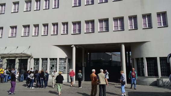 Krakow: Tur Pabrik Schindler & Masuk Tanpa Antrean