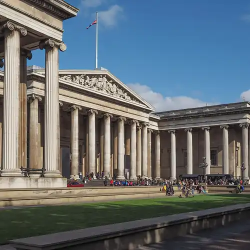 大英博物館の見どころ：古代エジプト、サットン・フー、さらに表示