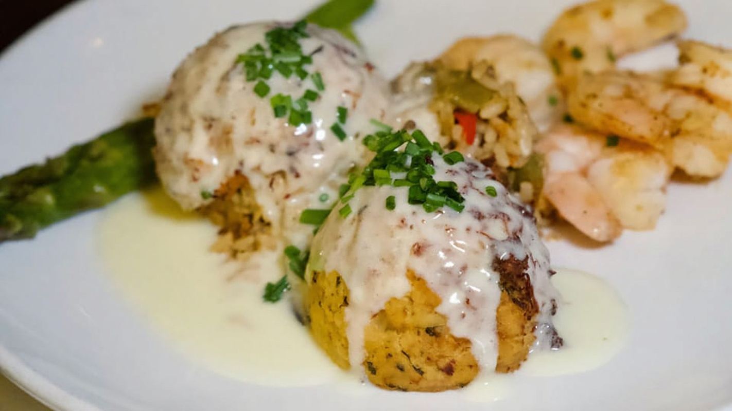 Destin: Dinner-Kreuzfahrt bei Sonnenuntergang mit Live-Musik