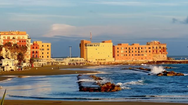 安齊奧包車深度遊：博物館-港口-海灘-自然保護區-阿德萊別墅