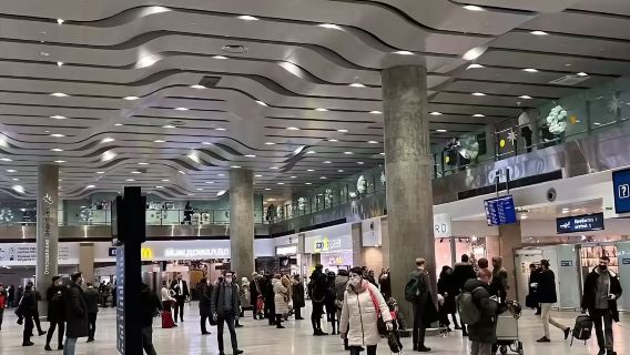 俄羅斯莫斯科謝列梅捷沃國際機場到市區飯店接機/送機