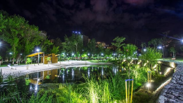 Tbilisi Sea + Chronicles of Georgia + Green Zone near Lisi Lake + Zoo + Statue Private Charter