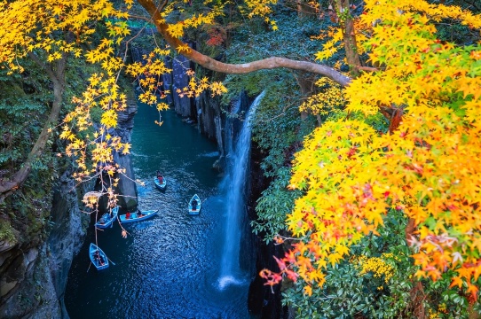 福岡熊本阿蘇山+草千里+高千穗一日遊【贈阿蘇接駁車|中文服務|純玩】