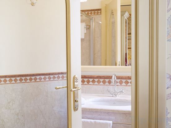 Hotel Milano Regency - Tap to explore photos