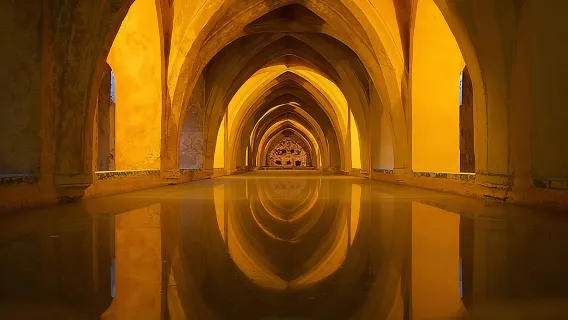 스페인 세비야 왕궁 반나절 투어|줄 건너뛰기 티켓 + 전문 가이드 해설 포함