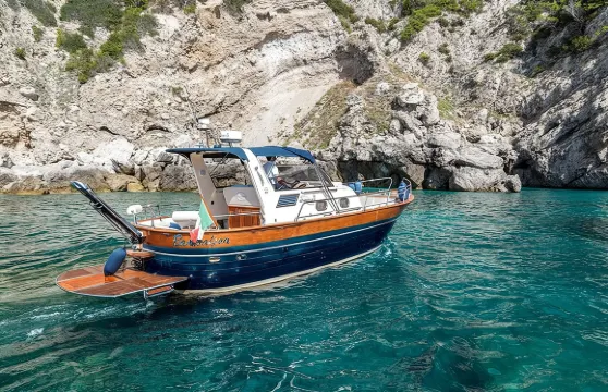 索倫托至波西塔諾及阿馬爾菲私人遊船之旅－Apreamare 10