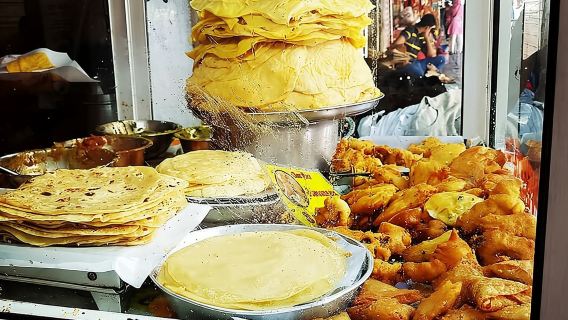 Tour privato del cibo di strada a Port Louis