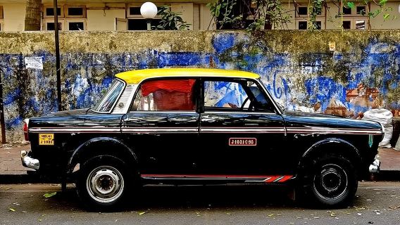 Mumbai-Rundreise mit öffentlichen Verkehrsmitteln