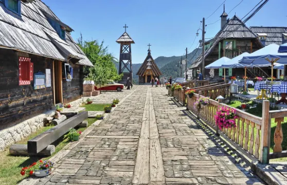 塞爾維亞沙爾甘8字線+德里納河屋一日遊【來回貝爾格萊德】