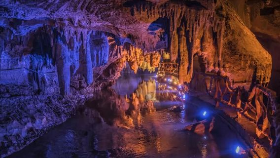 Jiujiang Wuning Foreign Language Guide: Beautiful scenery of Lushan West Sea, Huaqian Valley, meet Wuning live performance EA