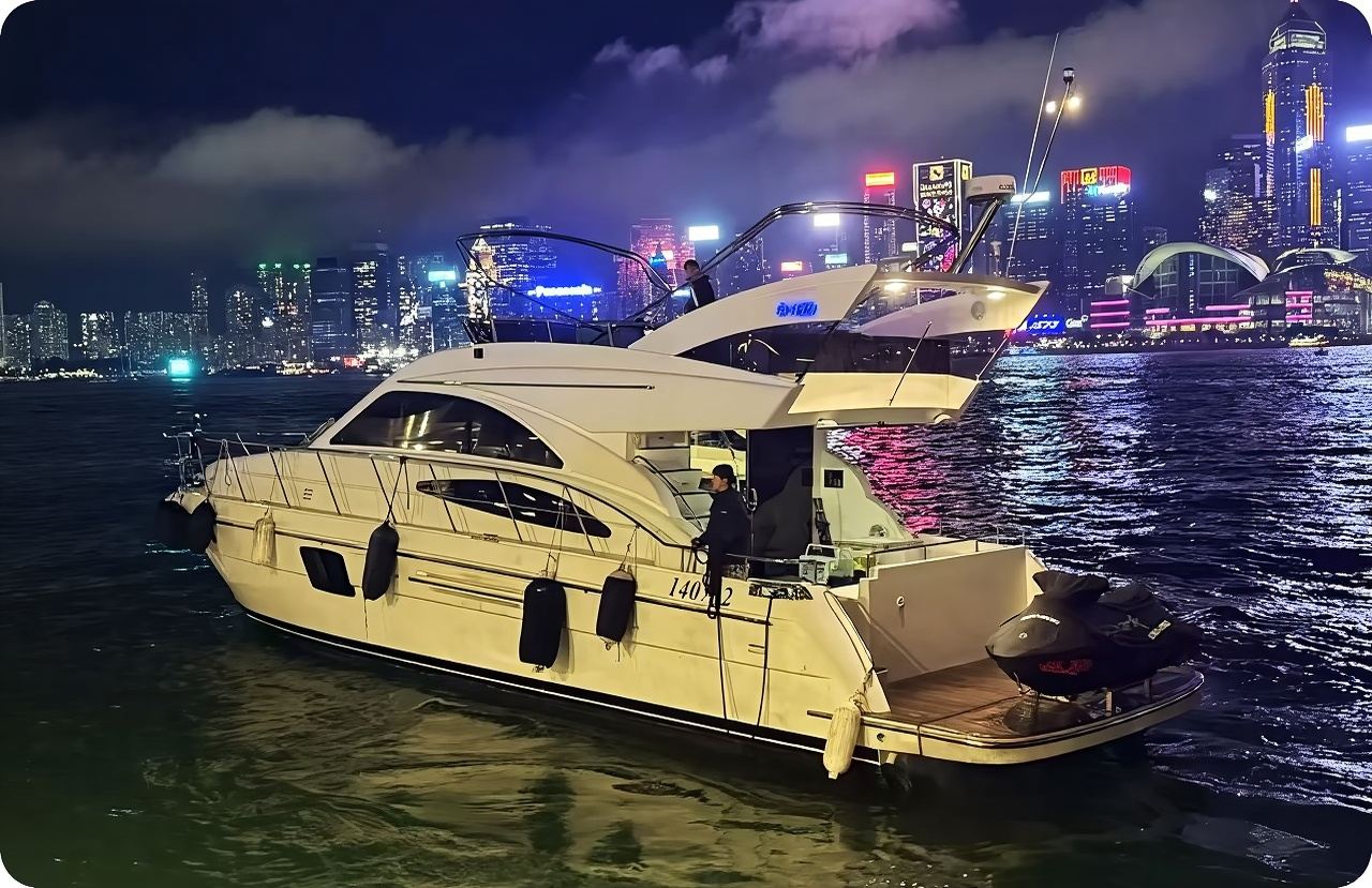 Alquiler de yates en Hong Kong: Nuevo yate occidental de lujo de 60 pies (recomendado para 5-20 personas) - Ideal para cumpleaños, propuestas de matrimonio y eventos corporativos. Incluye KTV, aperitivos y champán. Disponible en diferentes horarios y rutas.