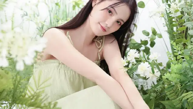 韓國首爾明洞【RednowStudio韓式證件照 & 化妝 & 個人色彩測試】