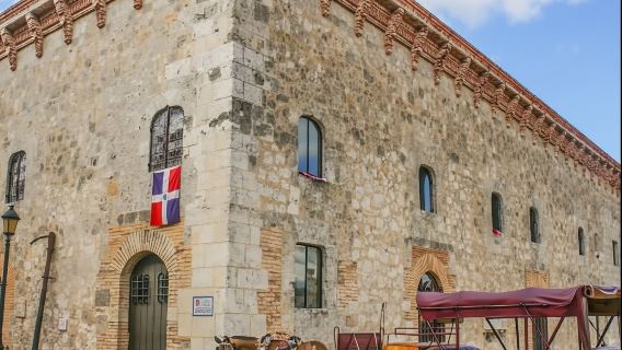From Punta Cana: Santo Domingo History Day Trip with Lunch
