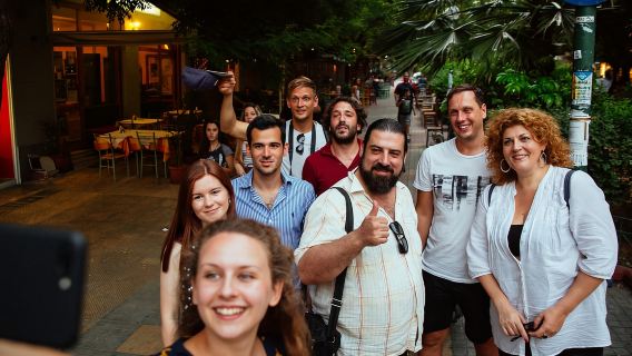 Афины: частная вечерняя экскурсия с напитками и закусками в Кукаки