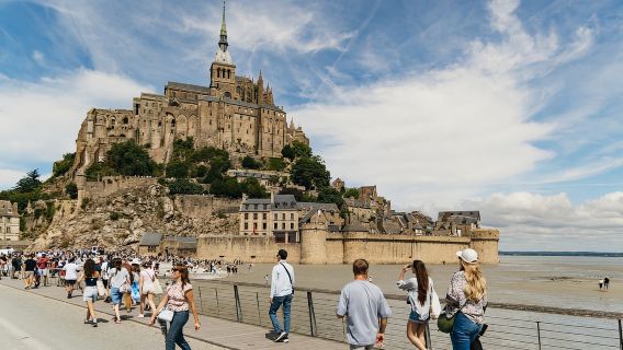 Однодневная поездка в Мон-Сен-Мишель из Парижа