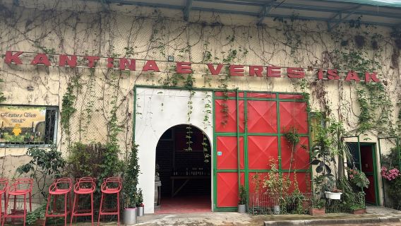 Saranda: tour dell'Occhio Azzurro e della Lekuresi con degustazione di vini