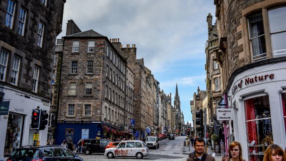 魔法與歷史的完美邂逅 暢遊愛丁堡城堡【私人專享可訂英國全境】