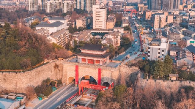 สถานที่สำคัญในหนานจิงแบบส่วนตัวตลอดวัน: สุสานซุนยัดเซ็น, กำแพงเมืองหนานจิง