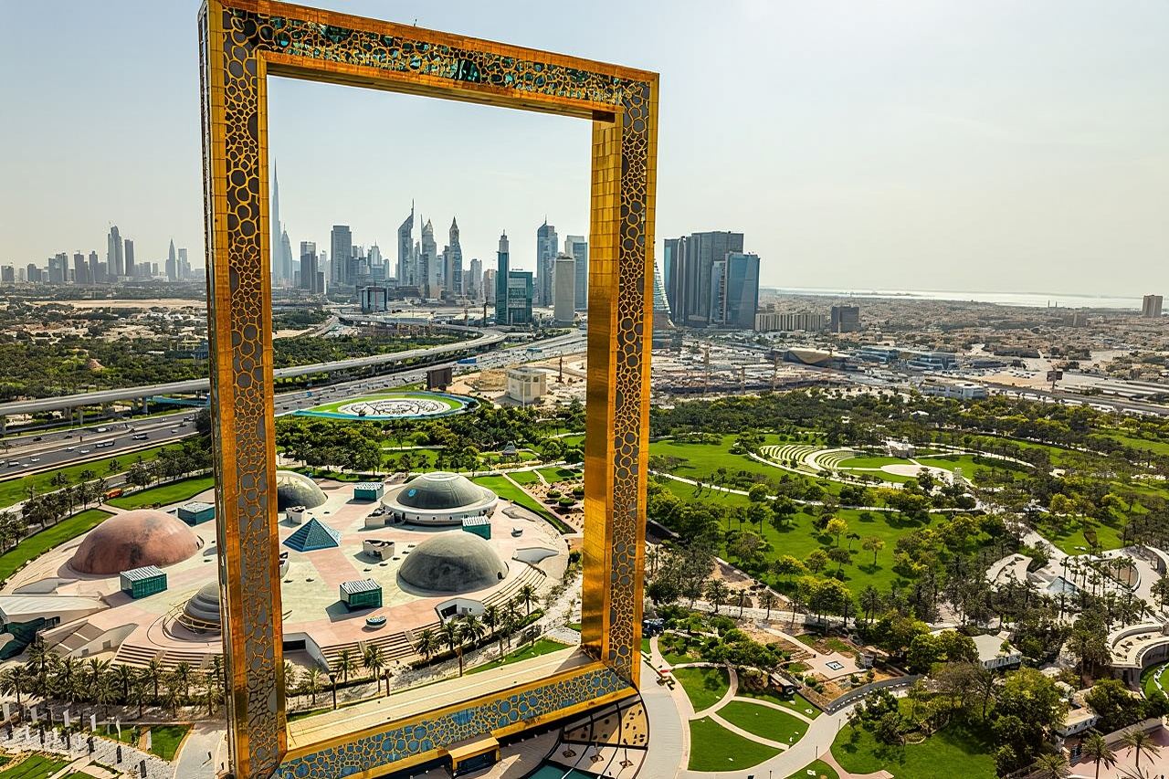 Dubai-Stadtrundfahrt: Frame Tickets, Creek, Souks, Blaue Moschee & Abra