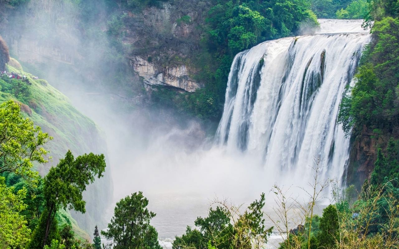 Family-friendly Fun Tour (Huangguoshu Waterfall + Doupotang + Tianxing Bridge) Pure Play 1-day Tour