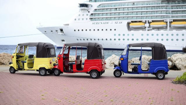 2-Hour TukTuk Rental with an Experienced Guide and Driver