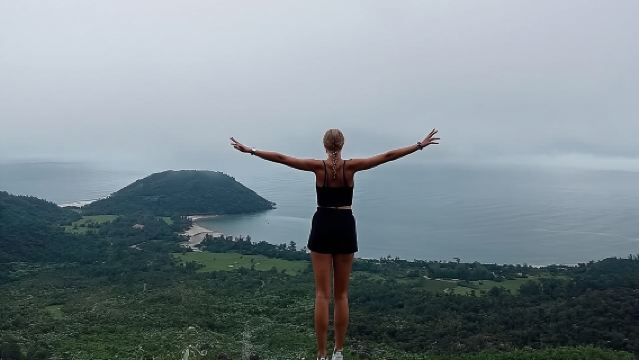 Hai Van Pass Motorbike Private Tour with Mister T Easy Rider