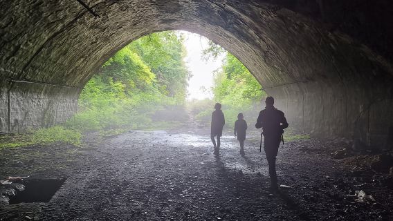 Base aérea de Zeljava: recorrido histórico y de aventura
