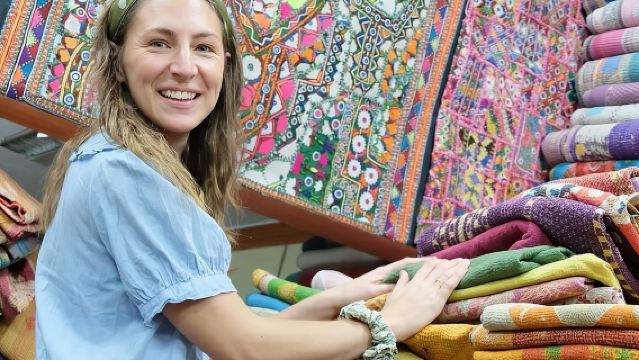 ジャイプールのプライベートショッピングツアー（送迎付き）