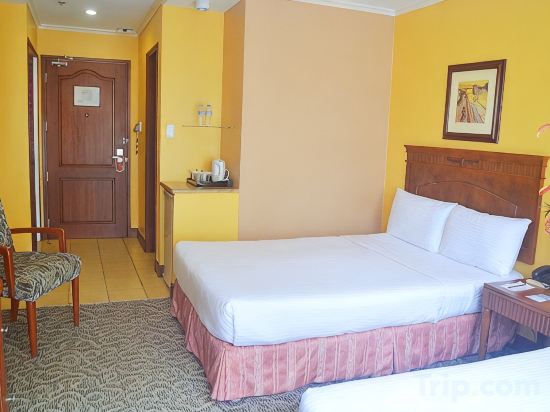 Hotel Elizabeth Baguio Room Type - Deluxe Double Room