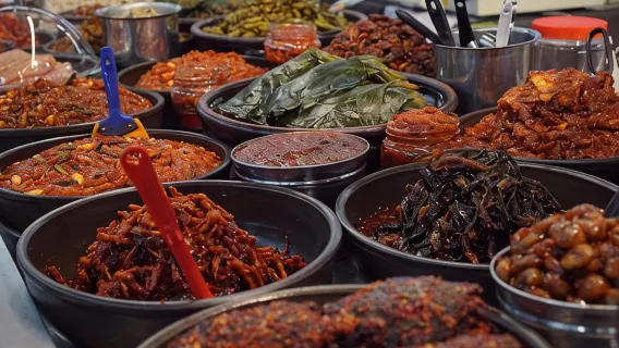 Tour por el mercado de comida callejera de Seúl