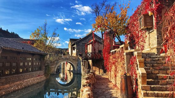 Gubei Water Town dan Tembok Besar Simatai Lawatan Sehari Persendirian