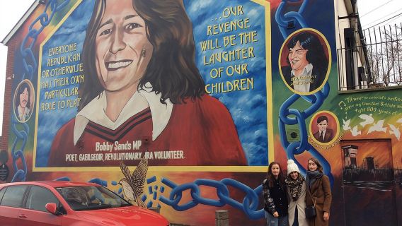 Recorrido en taxi por el Muro de la Paz