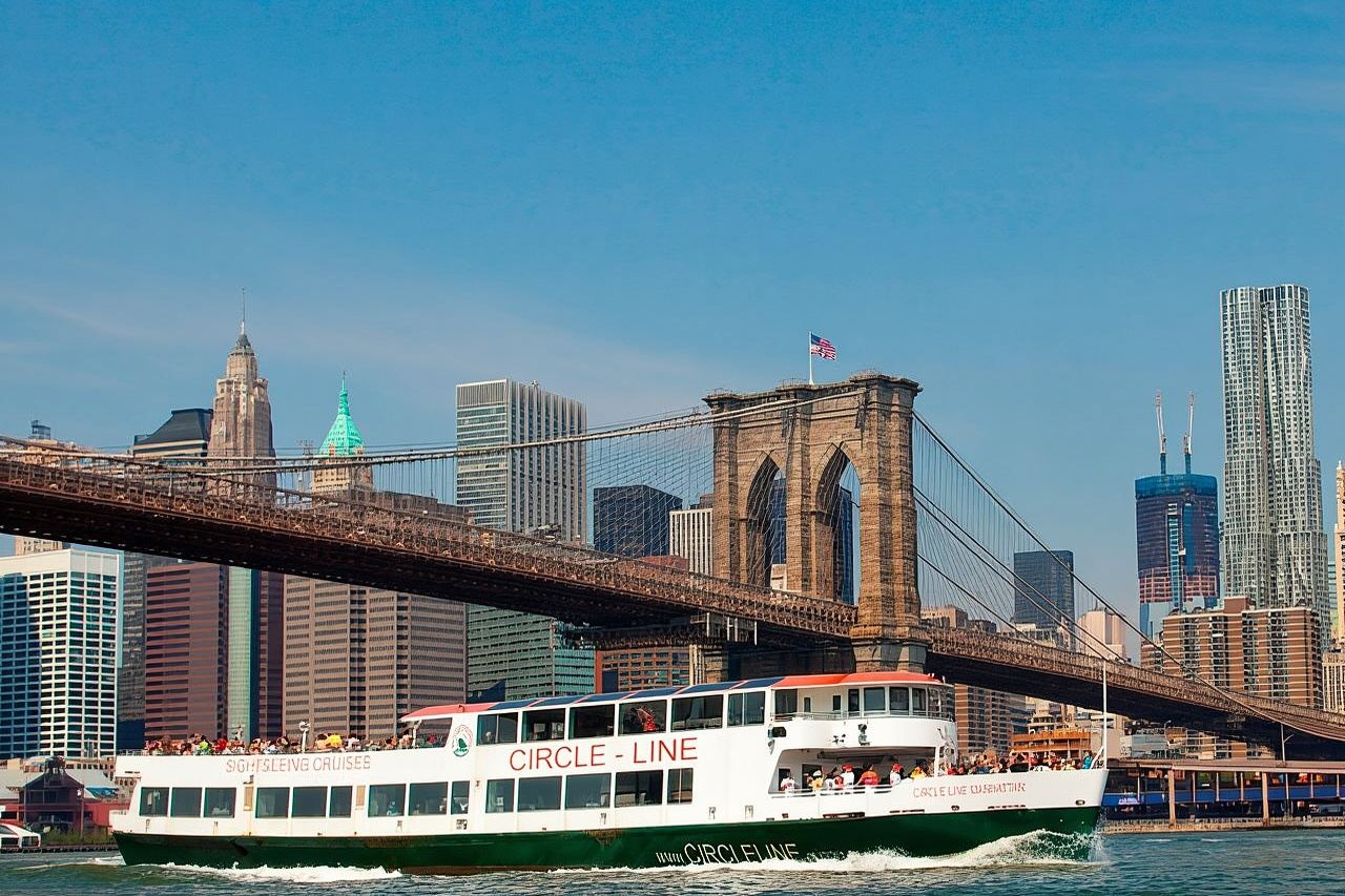 Circle Line: 2,5 h - Crociera completa intorno all'isola di Manhattan