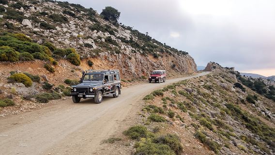 4x4 Offroad-Tour durch die Berge Kretas mit Tavernen-Mittagessen