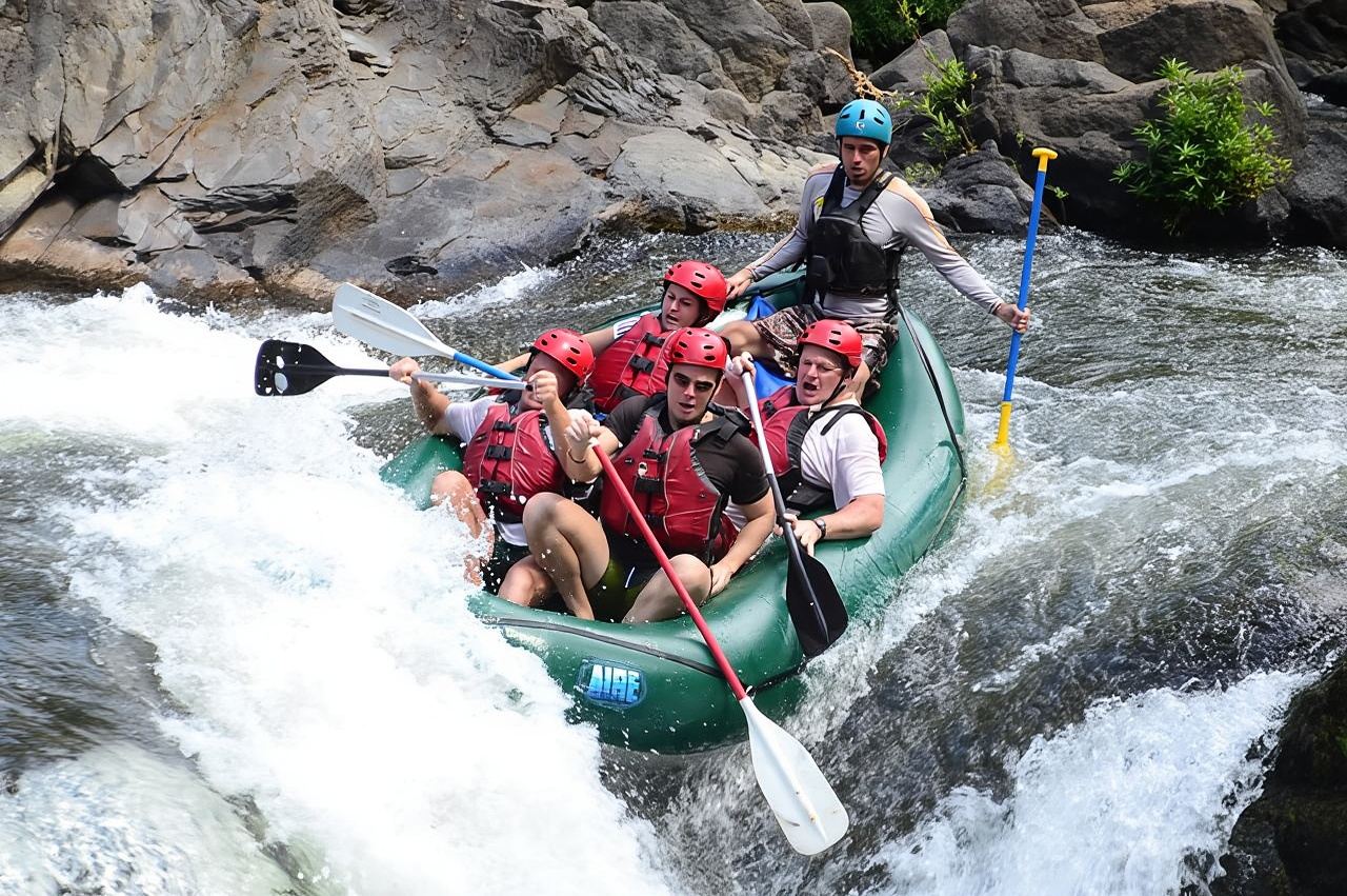 Arung Jeram Kelas III dan IV