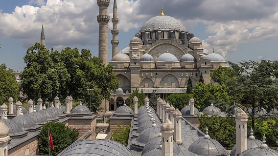 Istanbul classics and Ottoman Relics guided tour