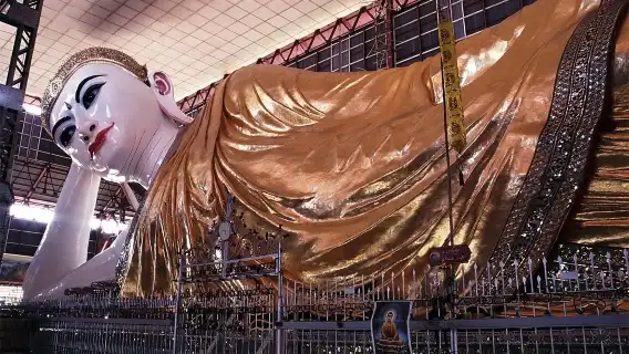 Myanmar Yangon Region Sule Pagoda + Chawlakyi Reclining Buddha Temple + Aung San Market one-day tour