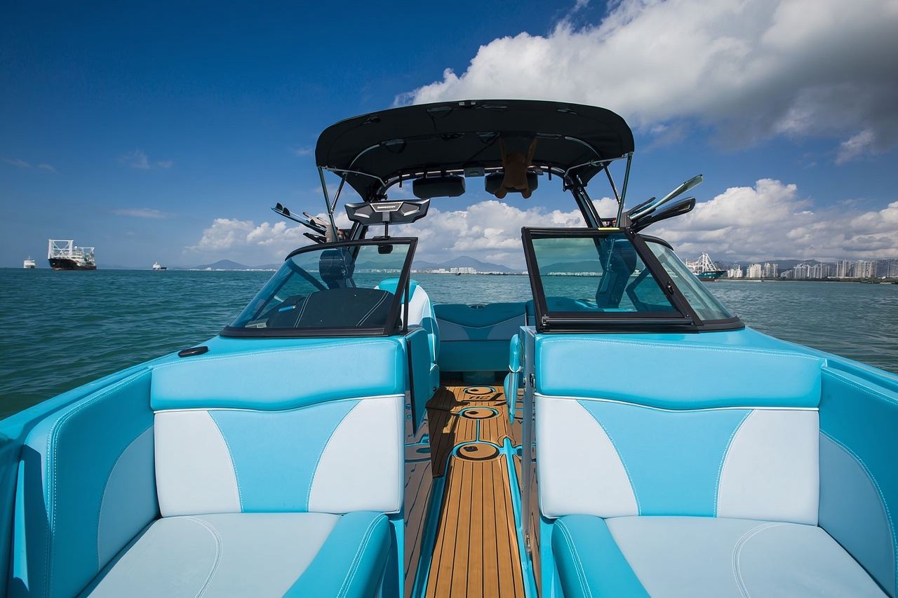 海南三亞尾波衝浪體驗【進口豪華造浪艇+專業教練教學+零基礎可體驗】