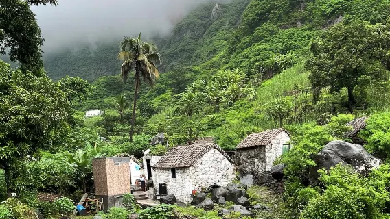 Lo mejor de Santo Antão: Tour de un día en Coche con Ferri desde São Vicente