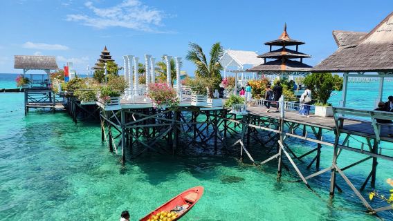 Semporna, Malaysia Mabul Island MWB Half-day Tour