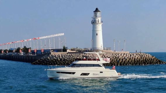 【青島遊艇】青島奧帆中心55呎遊艇包船出海+水果飲料+自駕體驗