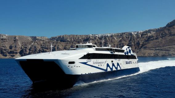 Heraklion: Lawatan Sehari Santorini dengan Pemindahan Bot & Lawatan Oia