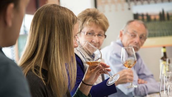 Sevilla: Visita al Mercado de Triana con degustaciones