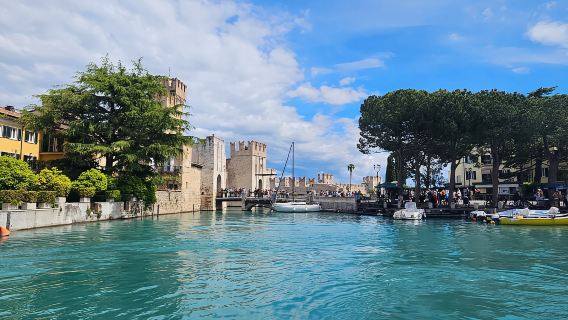 Da Venezia: Verona, crociera in barca sul Lago di Garda e degustazione di Spritz