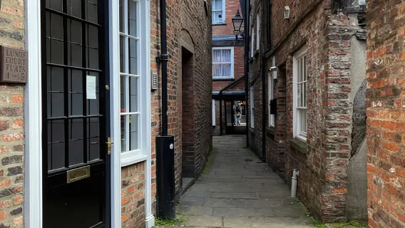 Tour a piedi della storia di Snickelways a York